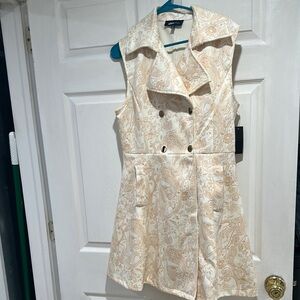 Alice Blue Cream Paisley Vest